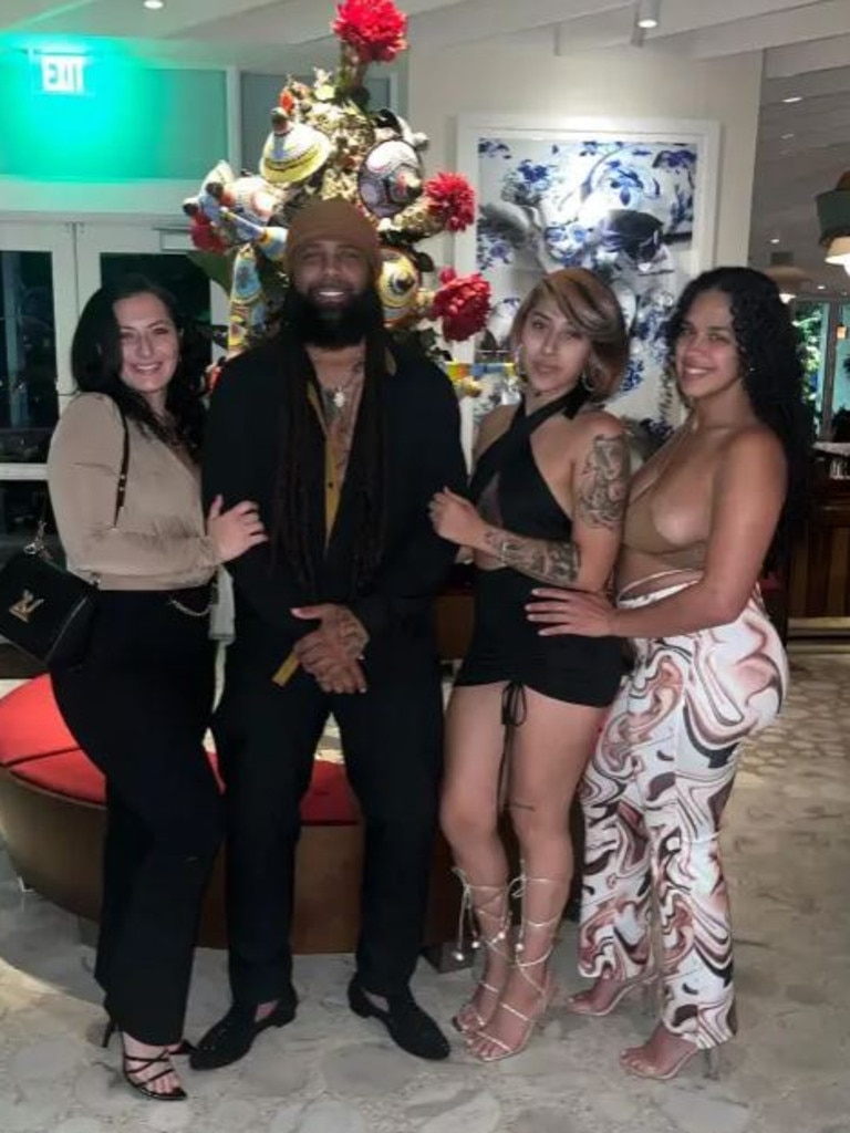 Rose, Mazayah, Stephanie and Dezayah have an unusual love story. Picture: Instagram@lucky4poly