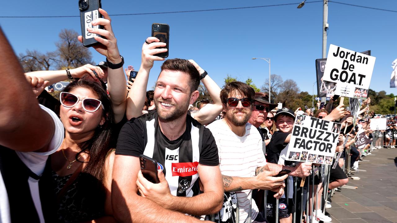 The Magpie Army lined the streets of Melbourne. Picture: Robert Cianflone/Getty Images