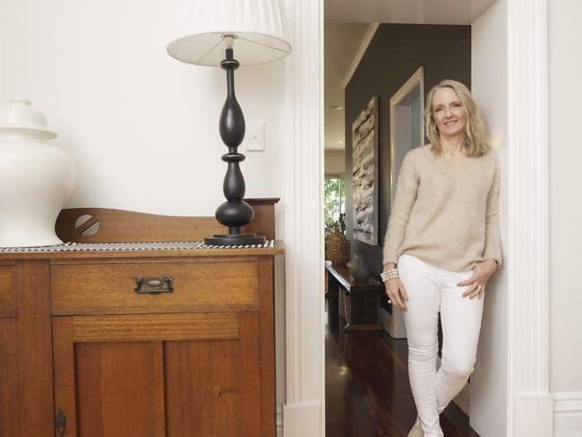 SA Home and Life mag. My Place Rachel Carapetis, at her home Hawthorn SA , Photo :  Nick Clayton.