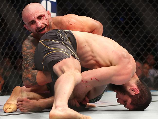 Many pundits felt Volkanovski should have won the first fight. Picture: Getty