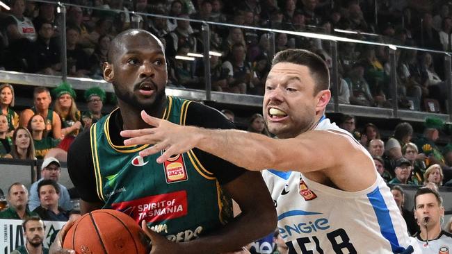 JackJumpers strike, level NBL grand final series