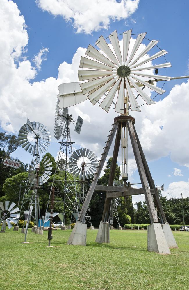 The Windmills at Cobb+Co Museum