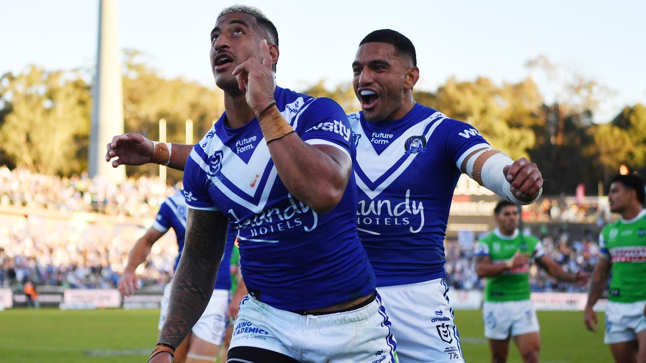 Bulldogs silence critics with all-time comeback as Raiders fade again