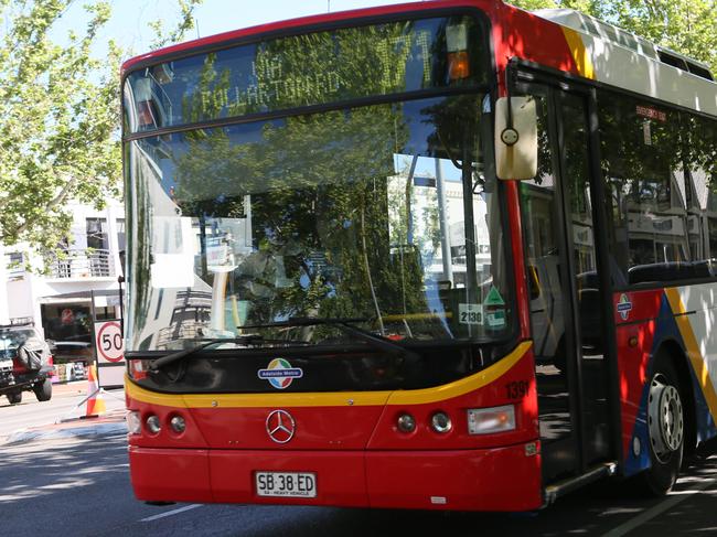 Local Adelaide Stock Images, Adelaide Generic Images. Bus on Hutt Street, Public Transport.