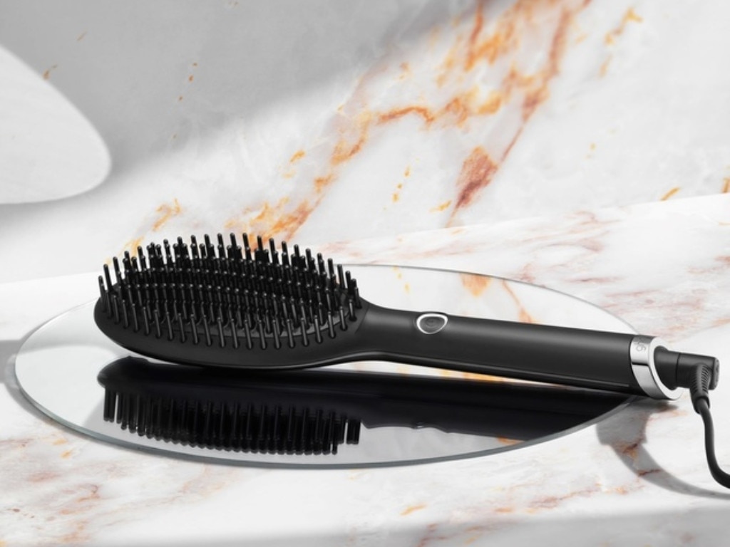 ghd glide professional smoothing hot brush. Picture: THE ICONIC.