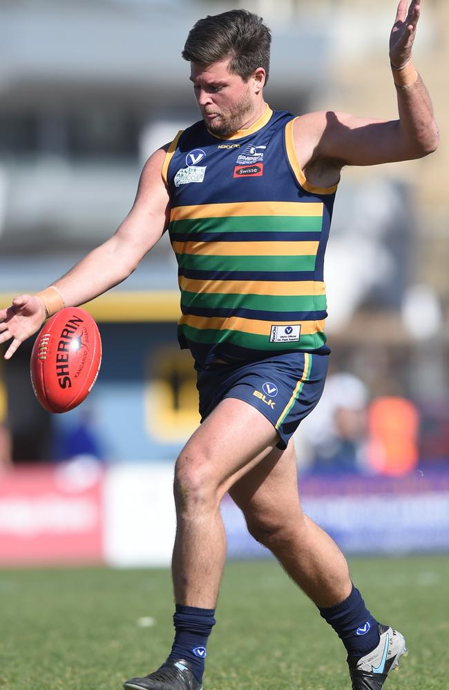 Anthony Lynch takes a kick for St Kevin’s.