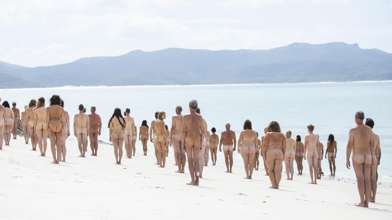 Participants at another 2019 Tunick artwork, this time at the Whitsundays in 2019.