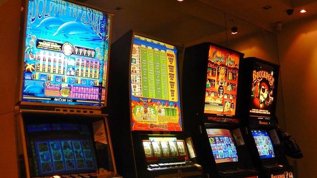 Tasmanians lost almost $200 million on poker machines in pubs and clubs last year. Picture: FILE/Creative Commons