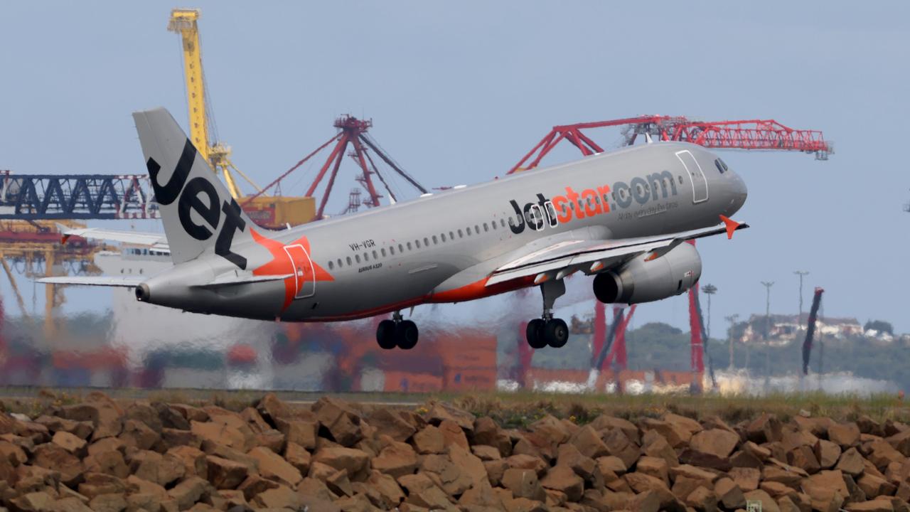 Jetstar has dropped a massive sale across the ditch. Picture: NCA NewsWire / Damian Shaw