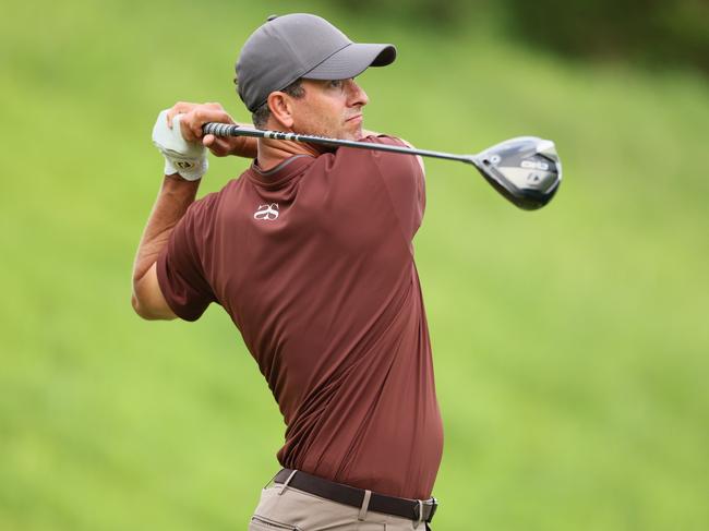 LOUISVILLE, KENTUCKY - MAY 17: Adam Scott of Australia plays his shot from the 16th tee during the second round of the 2024 PGA Championship at Valhalla Golf Club on May 17, 2024 in Louisville, Kentucky. (Photo by Andy Lyons/Getty Images)