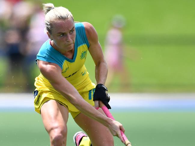 Jane Claxton of the Hockeyroos during day three of the international hockey test series between Australia and Japan at the State Hockey Centre in Adelaide, Saturday, November 18, 2017. (AAP Image/David Mariuz) NO ARCHIVING, EDITORIAL USE ONLY