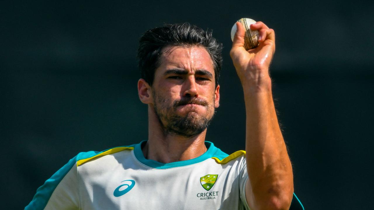 Mitchell Starc is bowling with six stitches in his finger. Picture: Ishara S. KODIKARA / AFP
