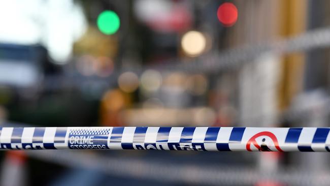 Police continue to search a home in Surry Hills, Sydney, Friday, August 4, 2017. Two men will face court on Friday in relation to a Sydney-based terror plot to bring down a plane, which included an aborted attempt to place an improvised explosive device on a flight out of Sydney. (AAP Image/Joel Carrett)