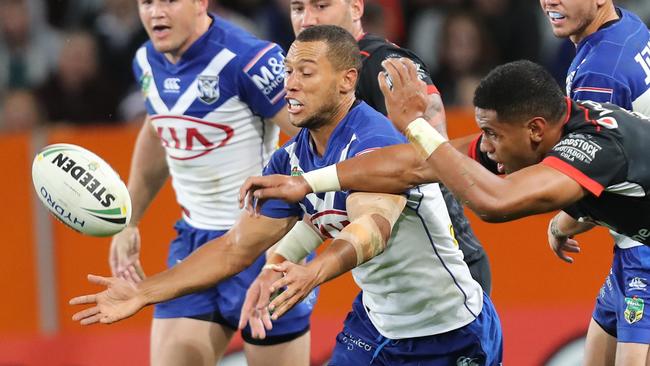 Mbye scored his first try of the season.
