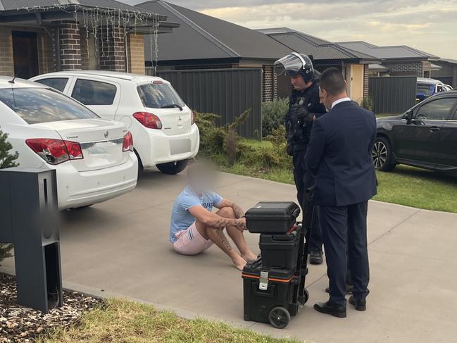 Four arrested following investigation into drug supply in the west â Strike Force Summit. Photo: NSW Police.