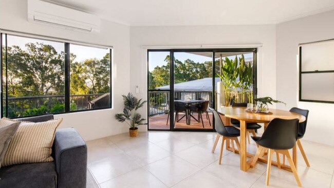 Bought for $1,100,000 in March 2022, 4/13 Viewland Drive Noosa Heads was sold by Kate Cox for $1,350,000 in March this year.