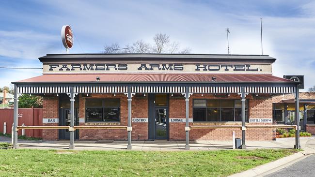 The Farmers Arms Hotel, Creswick.