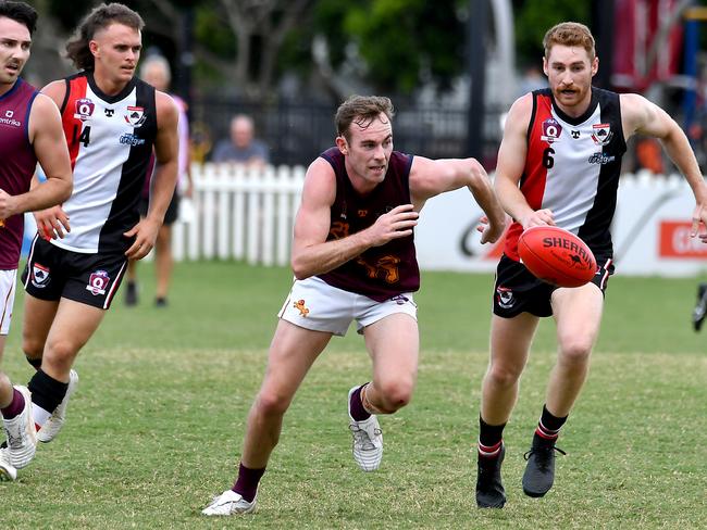 QAFL Morningside v Palm beach CurrumbinSaturday April 9, 2022. Picture, John Gass