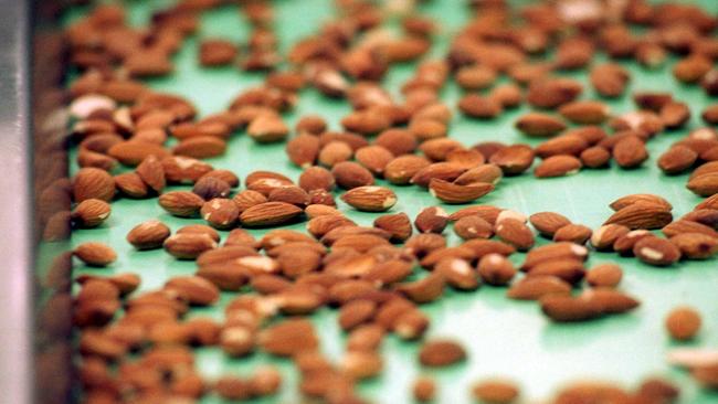 Global nut giant Olam has sold off 89,085 megalitres its southern Basin water, but kept two Murrumbidgee licences that allow it to bypass trade barriers.