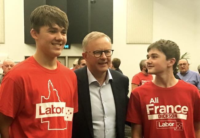 Henry and Zac France with Anthony Albanese. France says Henry would want her to run as a candidate.