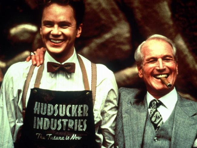 Tim Robbins and Paul Newman in <i>The Hudsucker Proxy</i>.