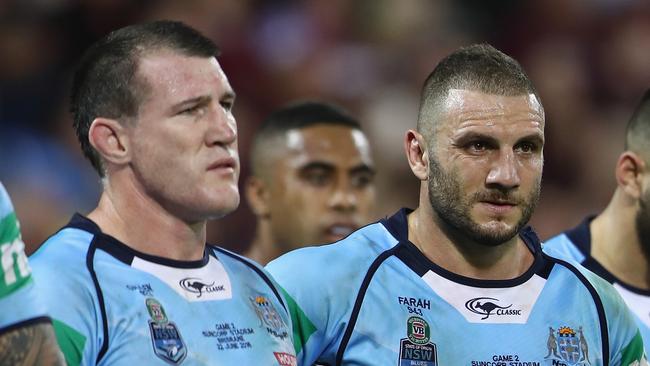 Paul Gallen and Robbie Farah during Origin II.