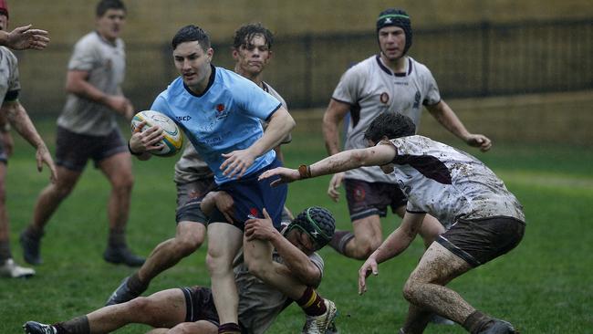 NSW's Jay Ingleton on the run.