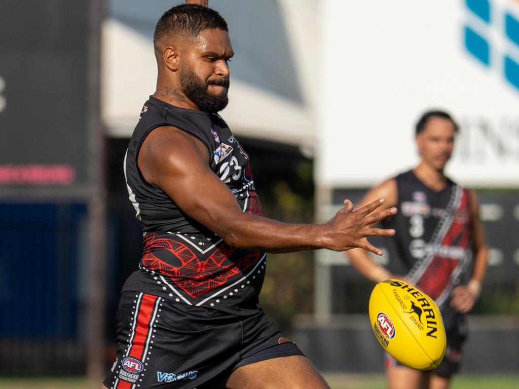 Bombers star Malachi Walley. Pic: Tymunna Clements / AFLNT Media