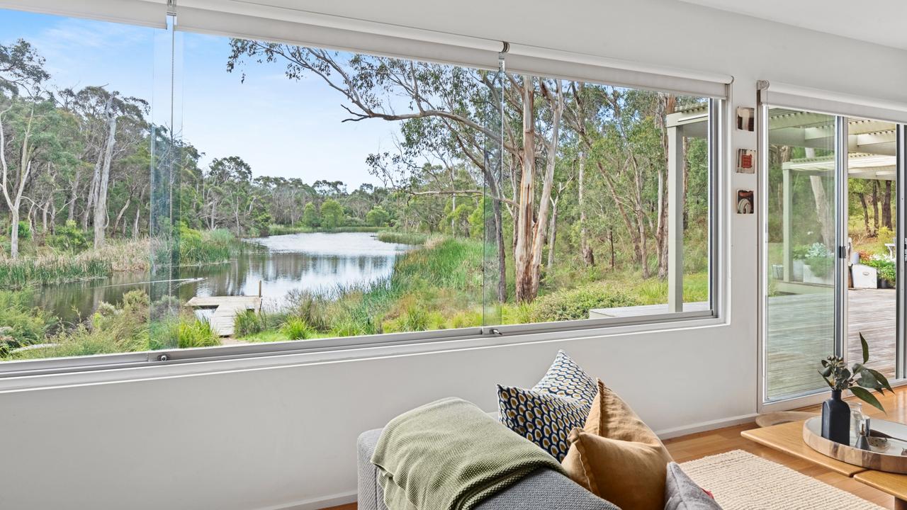 Kuter describes the windows as similar to a natural television screen, offering a view of the lake, birds and changing weather.