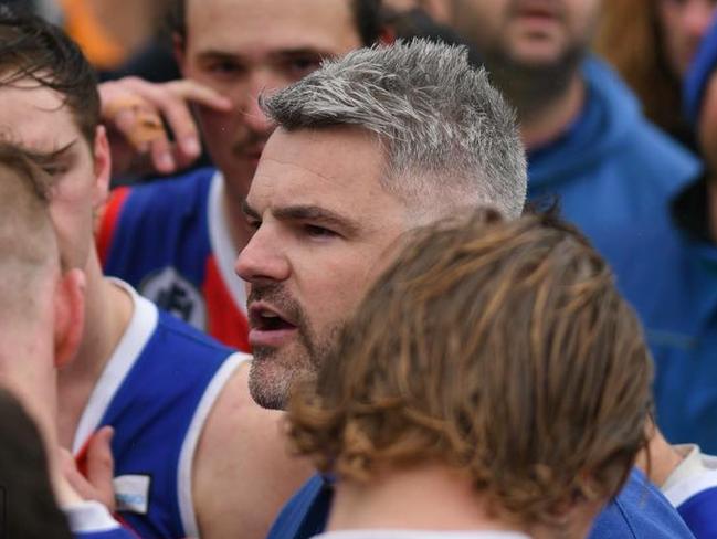 Jimmy House in the huddle. Picture: Nathan William Media