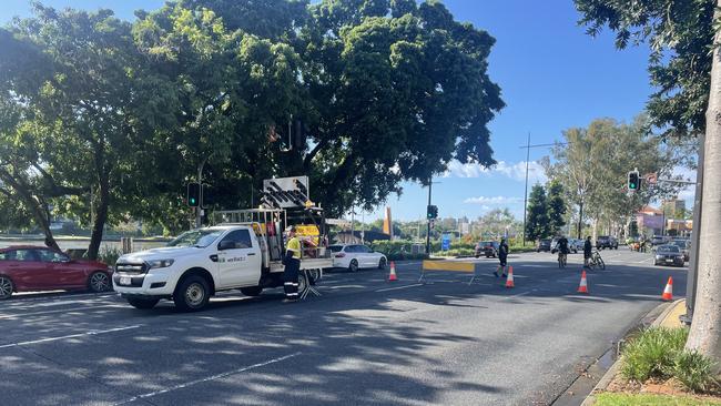 Traffic on Coronation Drive after a sink hole formed. Picture: Andreas Nicola