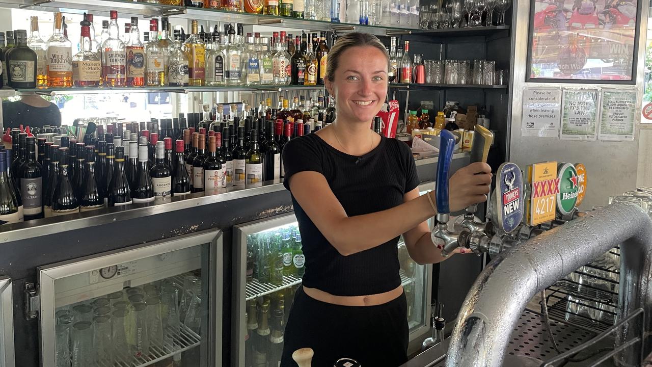 $72 an hour too rich for Gold Coast restaurateurs