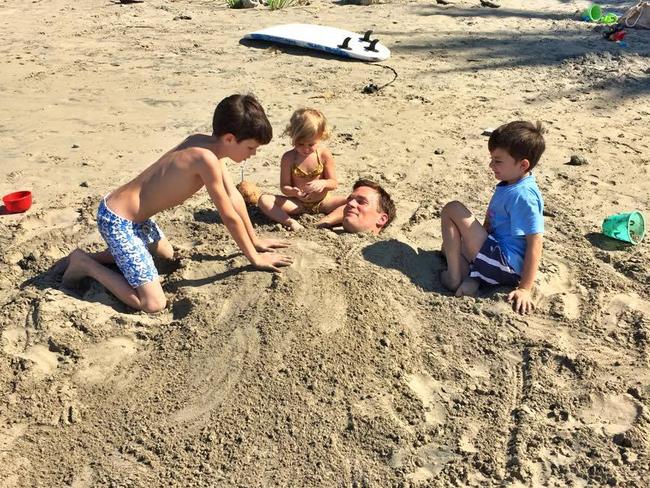 Secluded spot ... supermodel Gisele Bündchen snaps her hubby Tom Brady with their kids on a quiet beach in Costa Rica Picture: Facebook