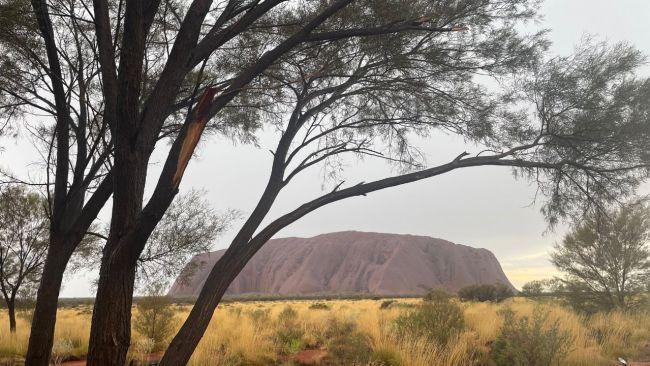 So many spots to take a shot of Uluru. Image: Leah Goulis / Kidspot