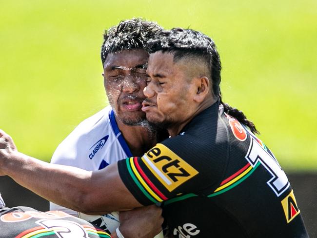 Semisi Faasisila in a sickening head clash which led to an HIA substitution with Bulldogs player Fanafou Seve. Picture: Julian Andrews