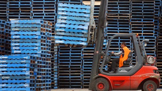 Brambles has started deploying digitised pallets into its network to try and confirm suspected issues of misuse in 12 markets.