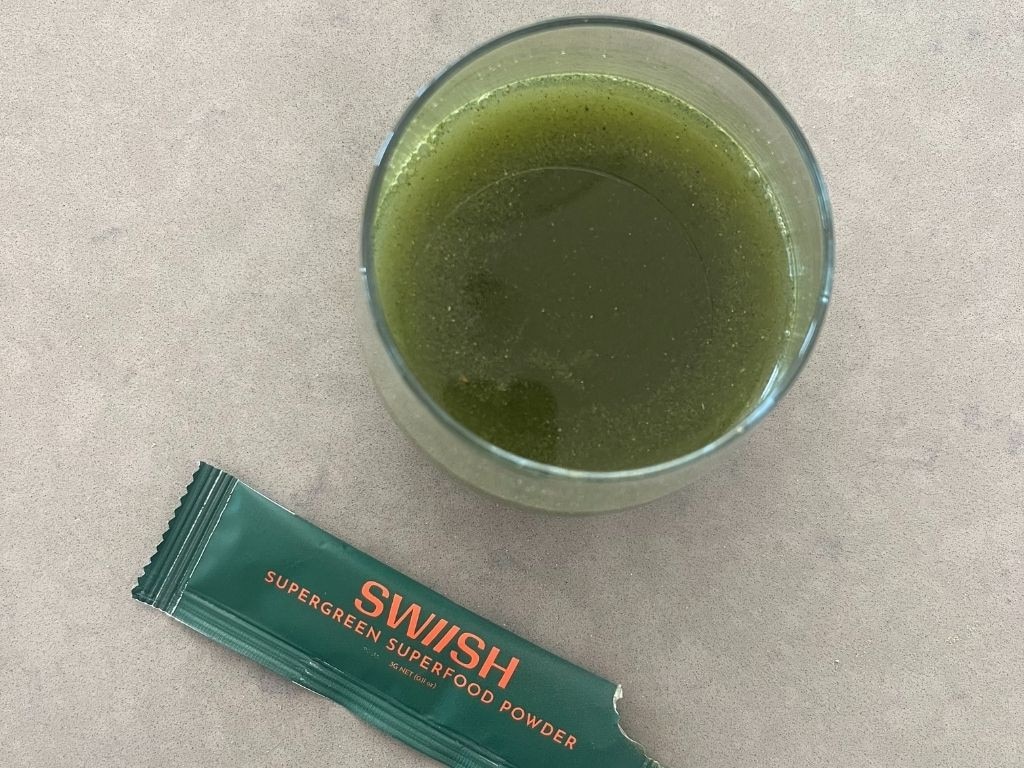 We try the SWIISH Supergreen Superfood Powder.