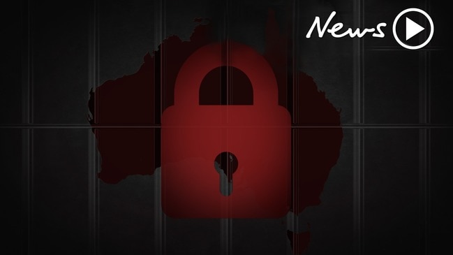 Coronavirus: Should Australia go into lockdown?