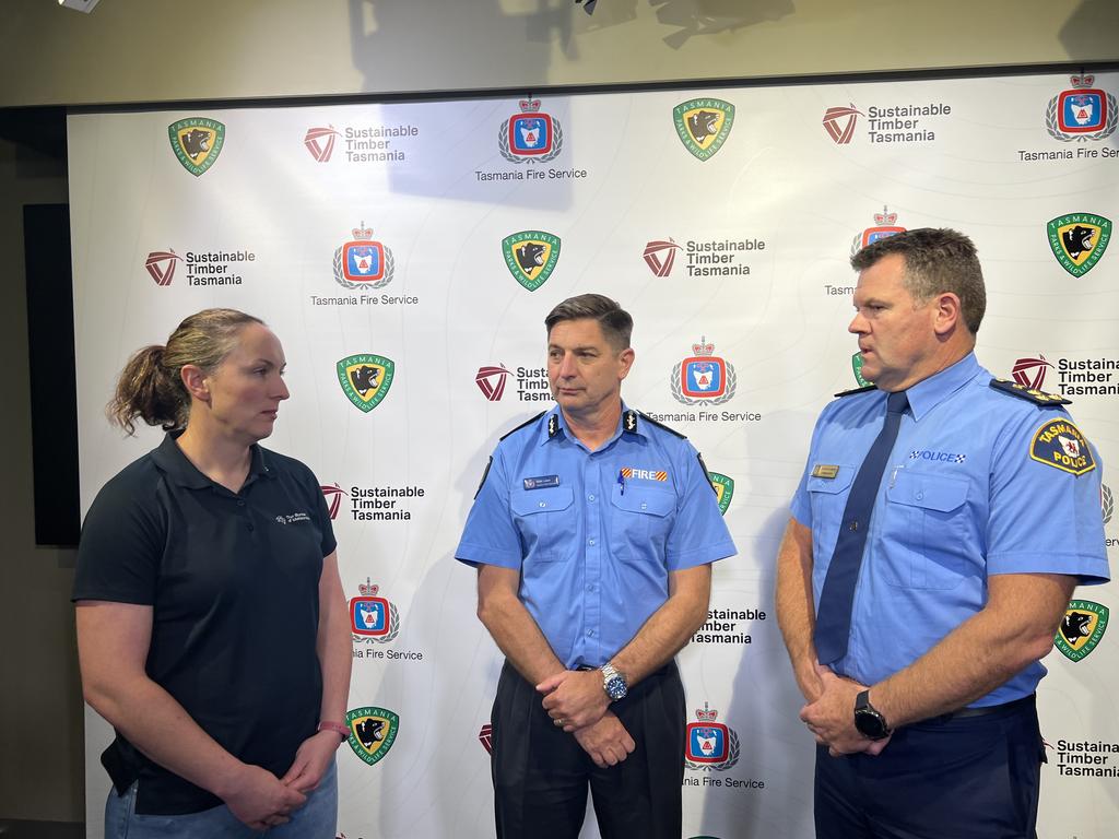 Bureau of Meteorology senior meteorologist Brooke Oakley, Tasmanian Fire Service deputy chief officer Matt Lowe and Tasmania Police Southern District Commander Jason Elmer. Picture: Simon McGuire.