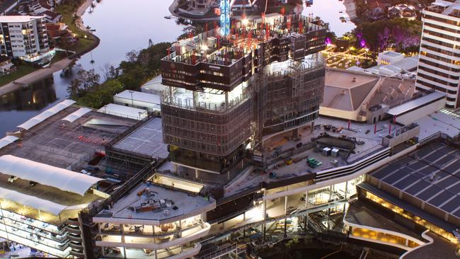 The Dorsett hotel and apartments tower at the Star Gold Coast Broadbeach Island site has reached level 22.