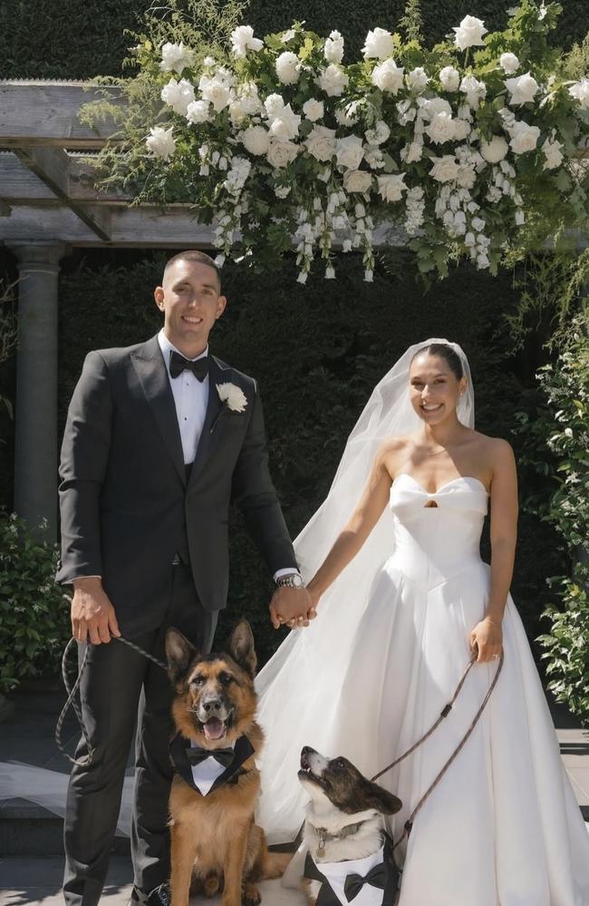 Jacob Weitering married Isabel Kahan in a surprise wedding with a guest appareance from their dogs. Picture: Bianca Virture