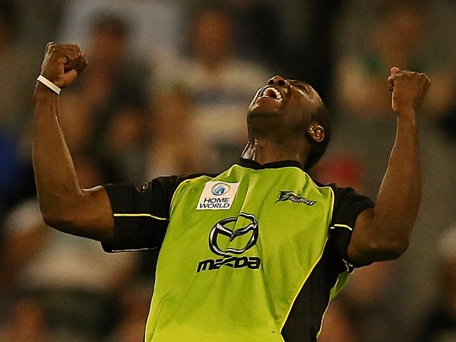 T20 Cricket : Melbourne Stars v Sydney Andre Russell gets Stonis LBW  MCG Picture:Wayne Ludbey