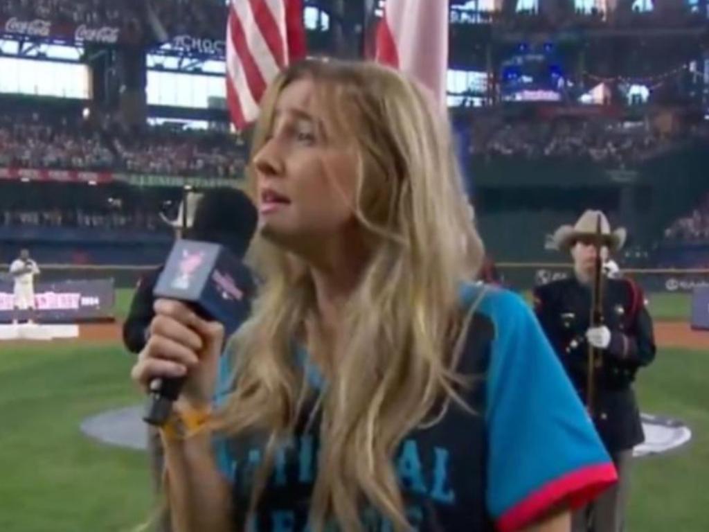 Ingrid Andress delivered a national anthem to forget.