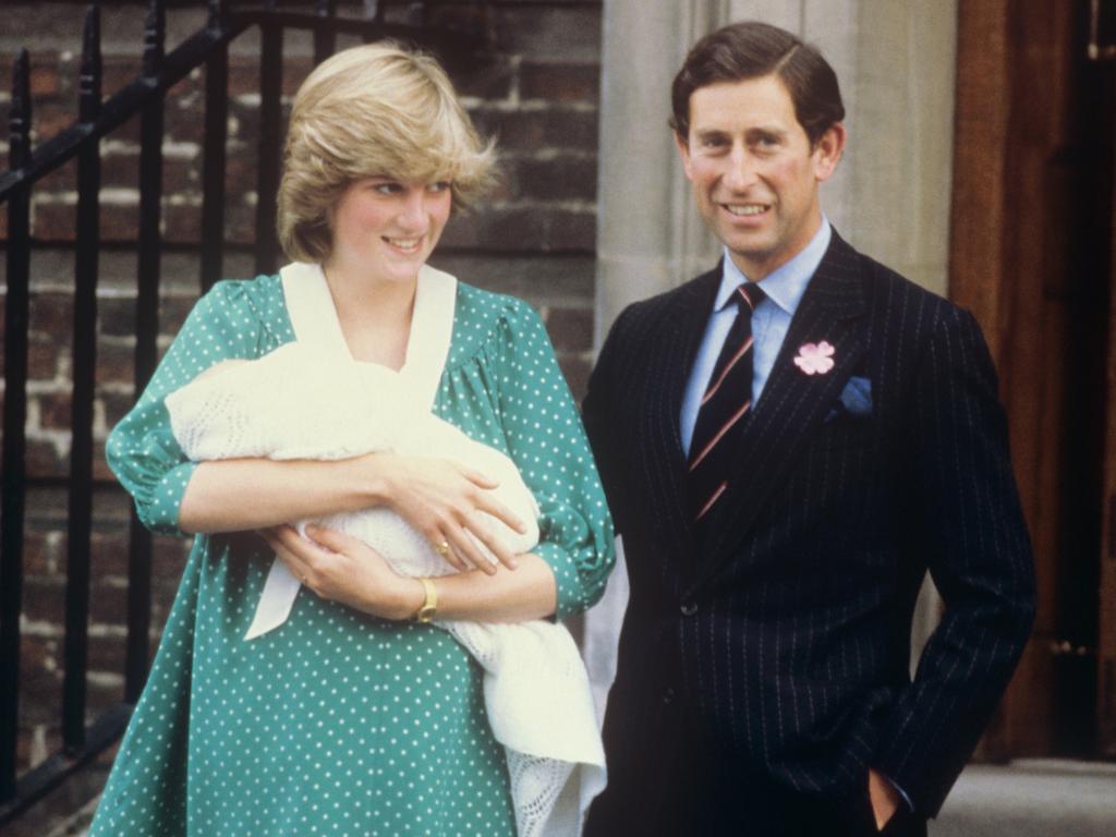 It was very similar to the one worn by Diana when she left the Lindo Wing with newborn William back in 1982
