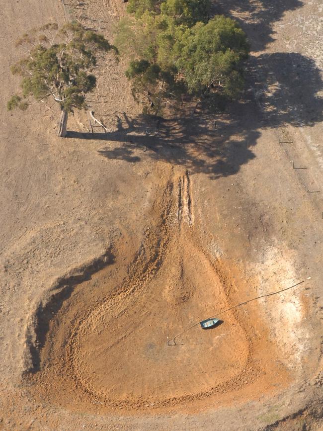 An aerial view of SA in dry conditions, taken during the Millennium drought.