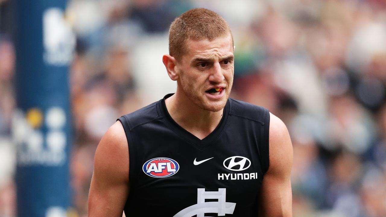 MELBOURNE, AUSTRALIA - JULY 27: Liam Jones of the Blues questions an umpire during the round 19 AFL match between the Carlton Blues and the Adelaide Crows at Melbourne Cricket Ground on July 27, 2019 in Melbourne, Australia. (Photo by Matt King/Getty Images)