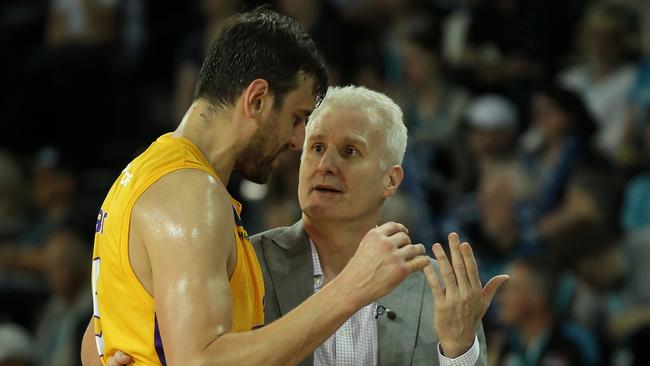 Andrew Bogut and Andrew Gaze talk tactics. Picture: AAP