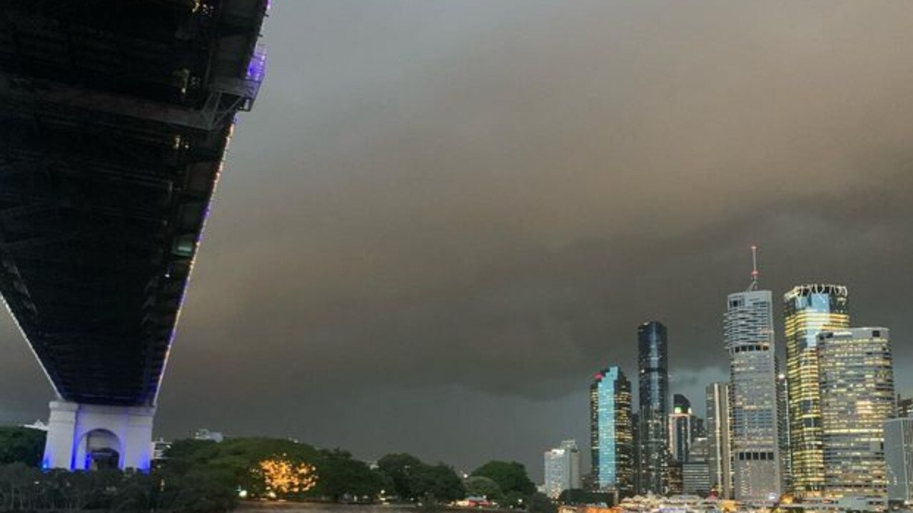 Brisbane Qld Weather Huge Falls Recorded After Series Of Storms Smashes South East The 2530