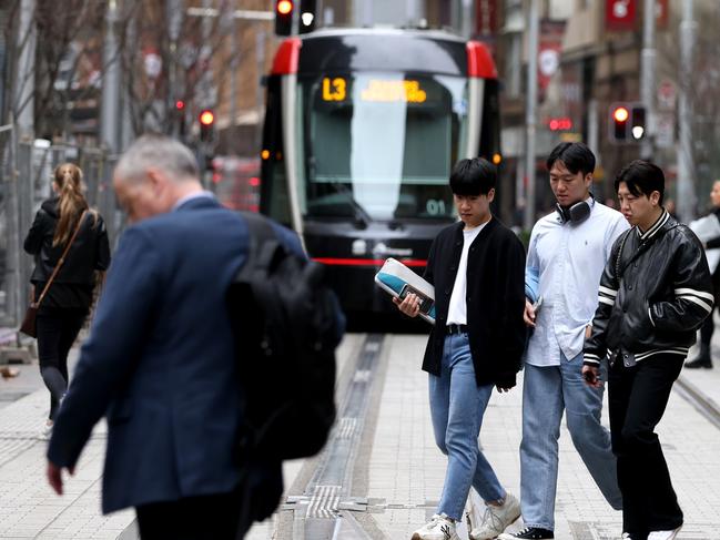 SYDNEY, AUSTRALIA - NewsWire Photos AUGUST 29, 2022: People in the Sydney CBD. The Australian jobs that have seen the highest pay jumps in the past 12 months have been revealed.Picture: NCA NewsWire / Damian Shaw