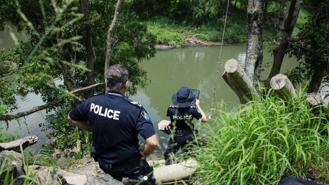 Police investigate the Coomera River scene where an 18 year old died on Sunday. Picture: Glenn Campbell.